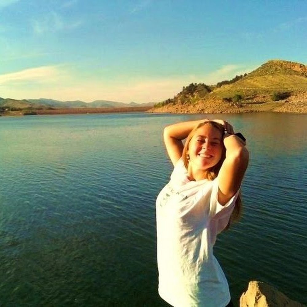 Meet your Posher, Chloe